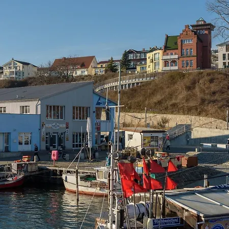 Historische Seelotsenstation * 萨斯尼茨